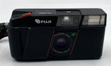 Vintage Fuji DL-200, Auto Focus, Built-In Flash, f/2.8, Drop-In Loading