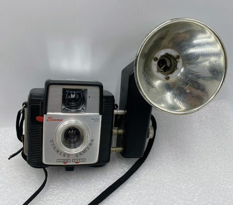 Kodak Brownie Starlet Camera w/ Kodalite Midget Flasholder, Untested