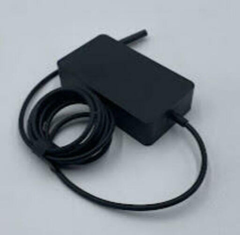 Microsoft M1140030-010 Model 1963  39W Surface adapter - Very Good