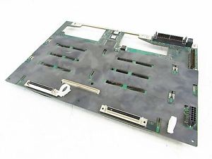 Dell PowerEdge 2800 SCSI Backplane Board- H1051
