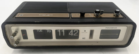 Panasonic RC-6551 FM/AM Flip Alarm Clock