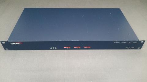 SonicWall Pro 200 Internet Security Appliance- 1RK05-015